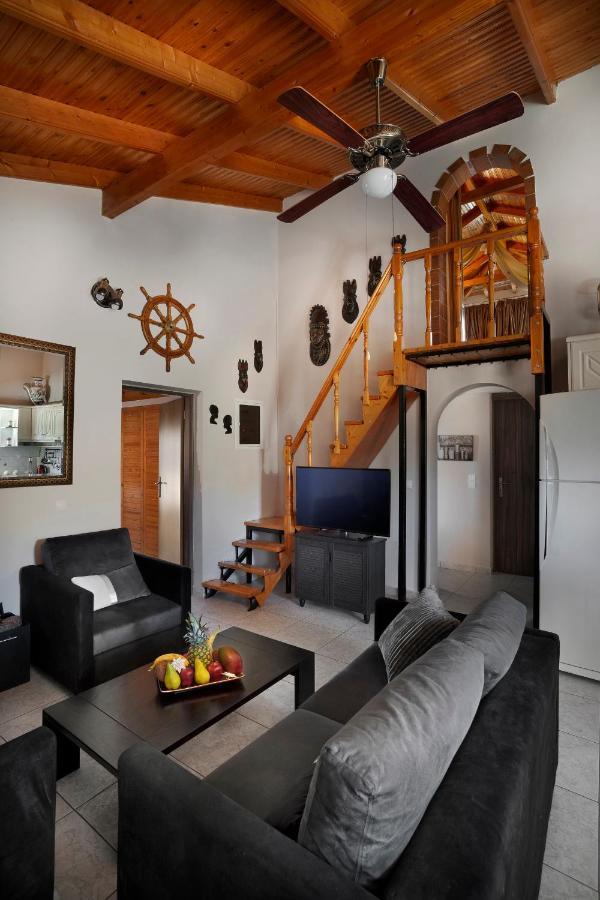 Ktima Constantin Villa นาฟปลิโอ ภายนอก รูปภาพ
